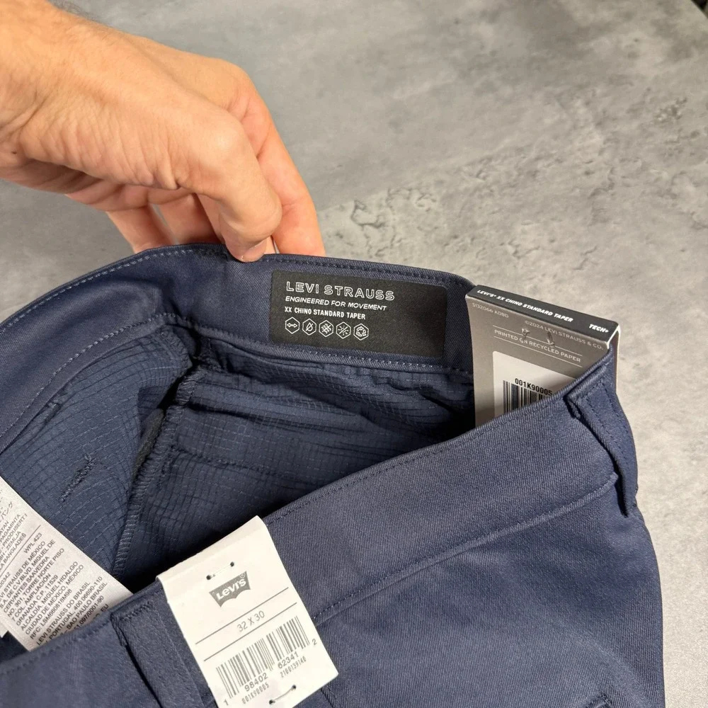 Levi's Chino XX Pants Mens 32x30 Tech+ Standard Taper Navy Blue UPF 50 NEW